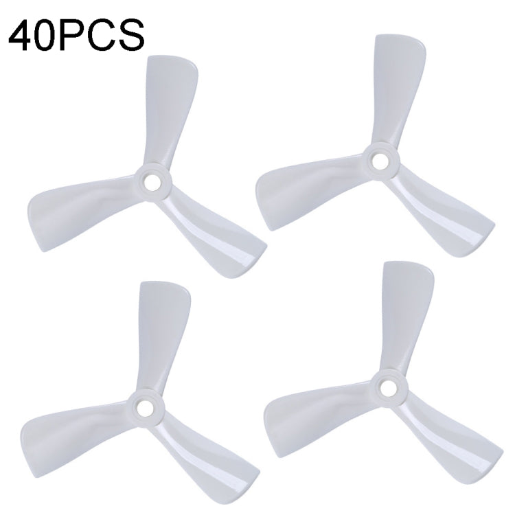 White 3-blade FPV propellers with white hubs, 40-pack set