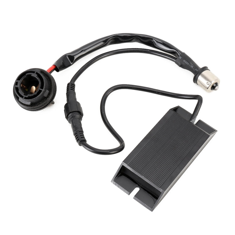 Vehicle decoder harness with lamp socket plug and ribbed resistance module