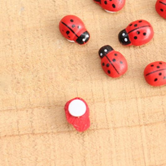 50pcs Mixed Color Wooden Cabochons Ladybug for Decoration Wood Ladybug Decoration Crafts Micro-landscape Ornaments Accessories Multi-meat Ornaments, Mixed Color