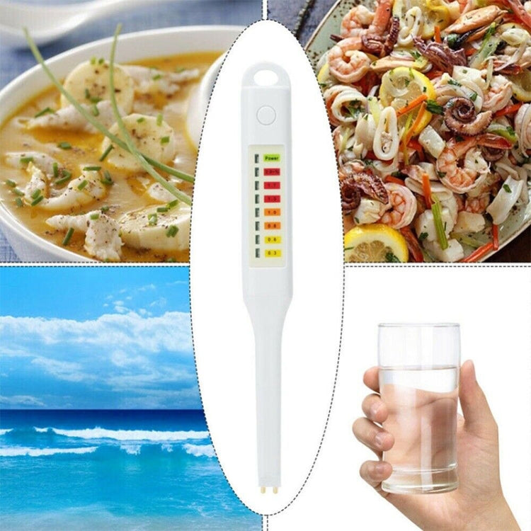 Portable salinity analyzer meter with color scale for checking water and food samples