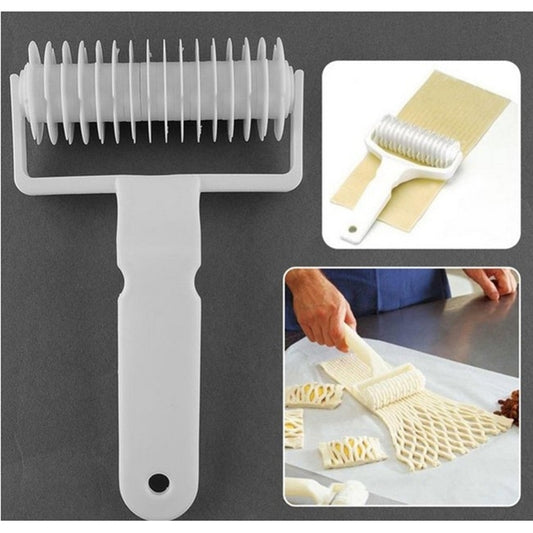3 PCS Large Leather Cutter Plastic Netting Knife Roller Knife, Hob Cookie / Pizza Pie Crust Special Cake Mould, Noodle Cutter 3