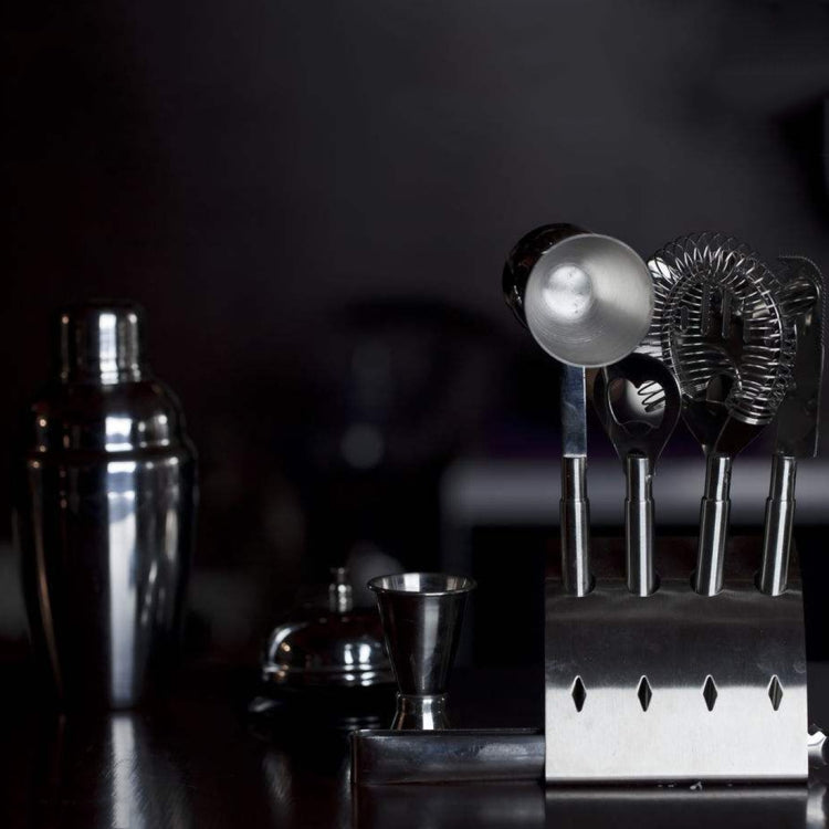 5 in 1 Classic Stainless Steel Shaker Set, Capacity: 550ml (Shaker + Jigger + Strainer + Ice Clip + Stirrer Pipe), 5 in 1 Shaker Set