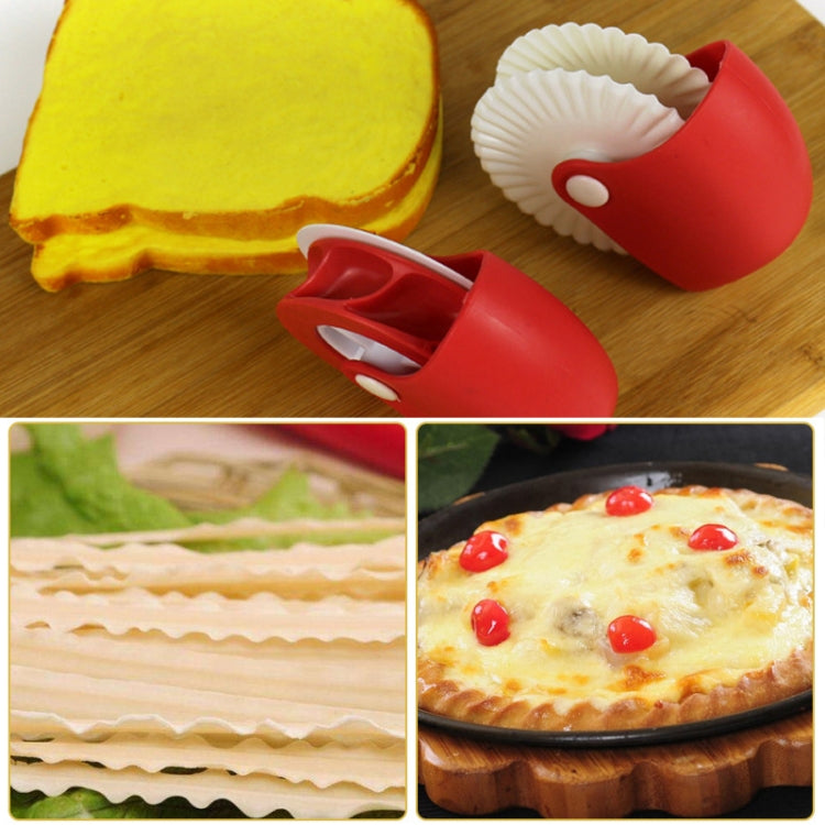 Baking Tools Pasta Cutting Wheel Hemming Wheel Manual Noodle Cutter Roller Knife Creative Kitchen Gadgets