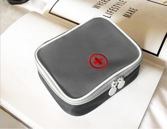 Cute Heart Mini Medicine Bag First Aid Medical Emergency Kits Organizer Outdoor Household Pill Bag, Size: 13x10x4cm, 13x10x4cm(Grey), 13x10x4cm (Pink)