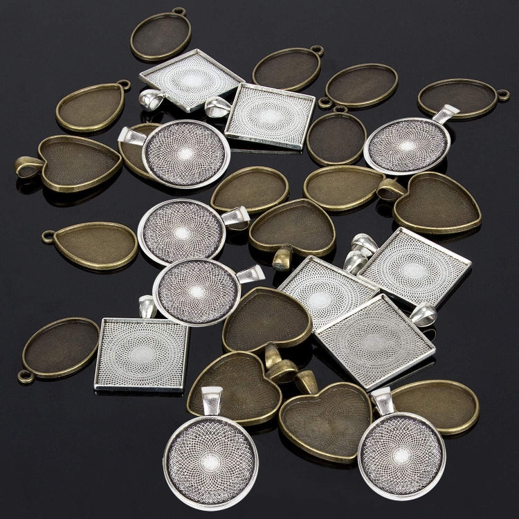 Resin necklace pendant bezels in round and square styles with mesh texture