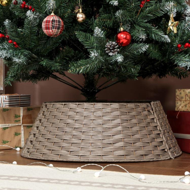 Woven tree skirt collar in taupe/coffee, wide wrap with stitched basket-weave pattern