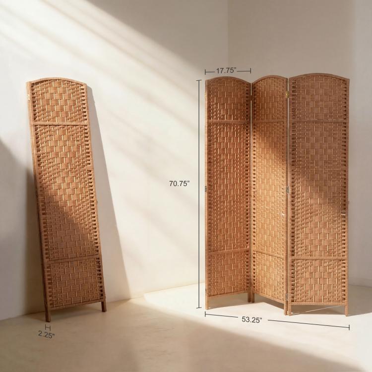 3-panel folding wicker room divider with arched tops and side support legs