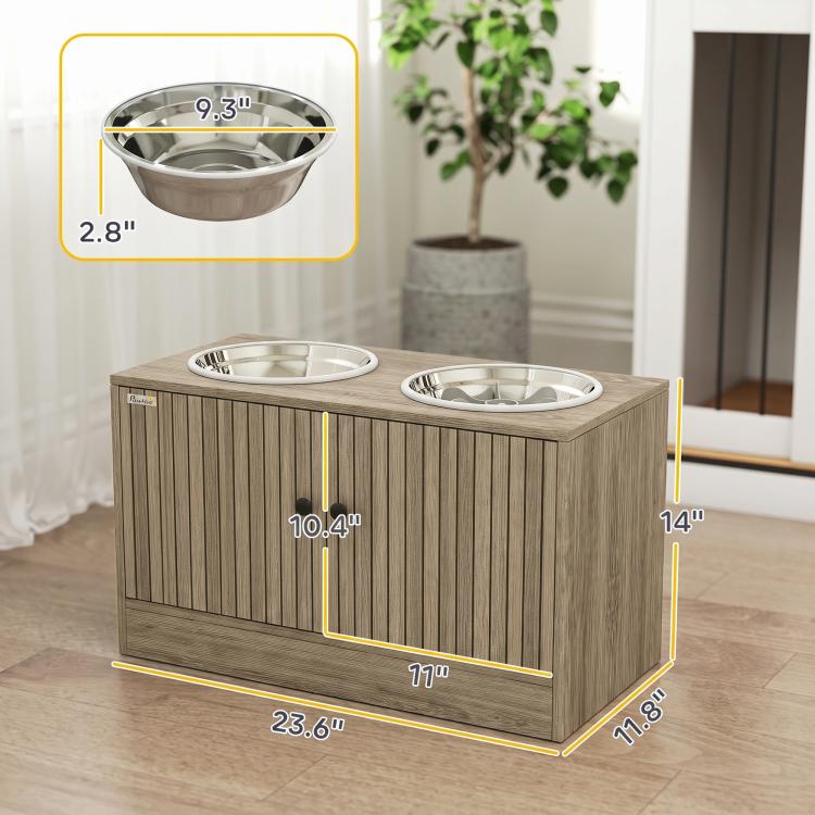 Wood-grain elevated dog feeding station with two stainless steel bowls and size guides