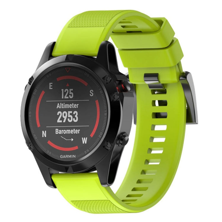 Green silicone watch band with textured strap and snap clasp, 22mm size