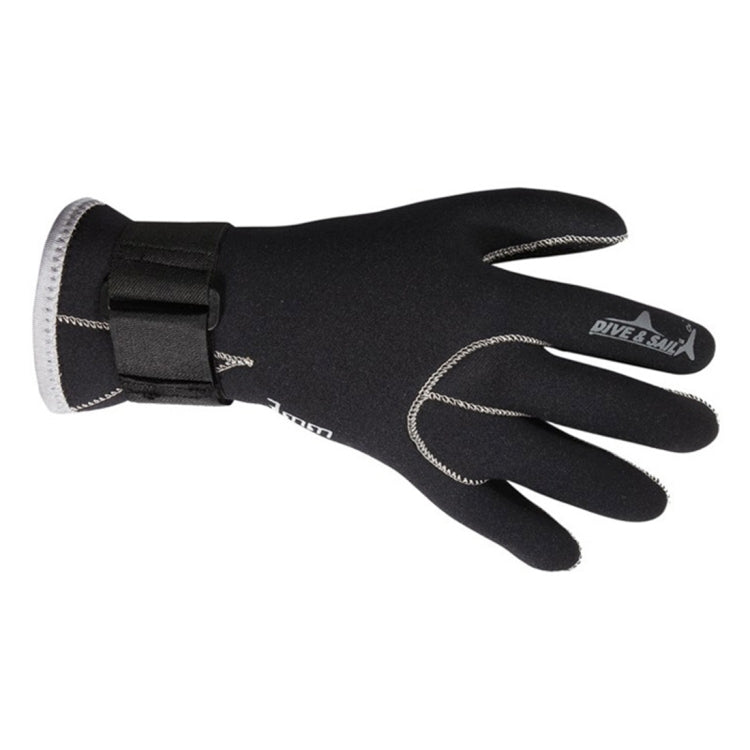 DIVE&SAIL black neoprene diving gloves, side view with wrist buckle strap and logo