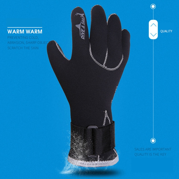 DIVE&SAIL black neoprene diving gloves with gray inner cuff and wrist closure strap