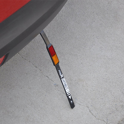 Car anti-static earth grounding strap with reflective red and amber panels