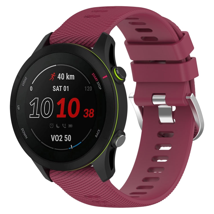 22mm cross-textured silicone watch band in wine red/purple with matching clasp