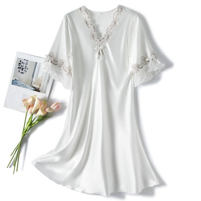 Loose V-neck mid-sleeve nightdress in white with scalloped lace trim and embroidery