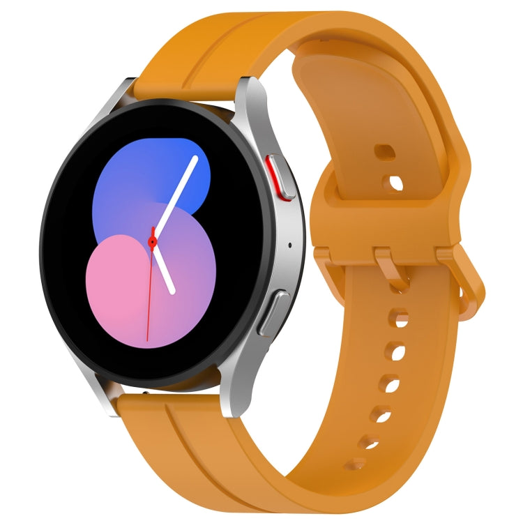 Silicone watch with groove band in yellow, black round dial and silver case