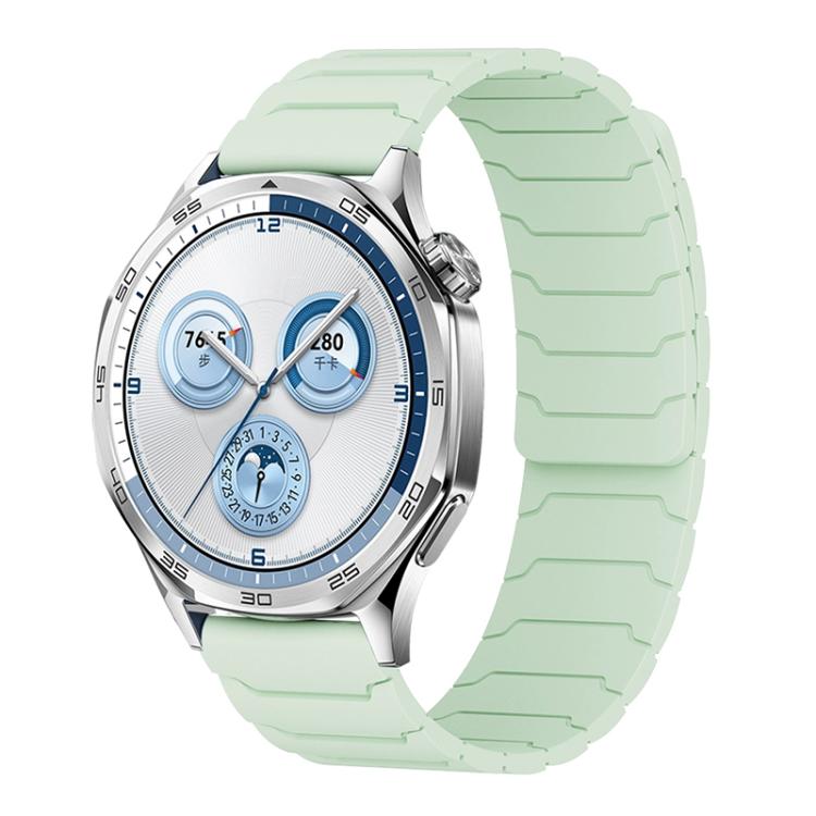 xDfind magnetic silicone watch band in pale mint green