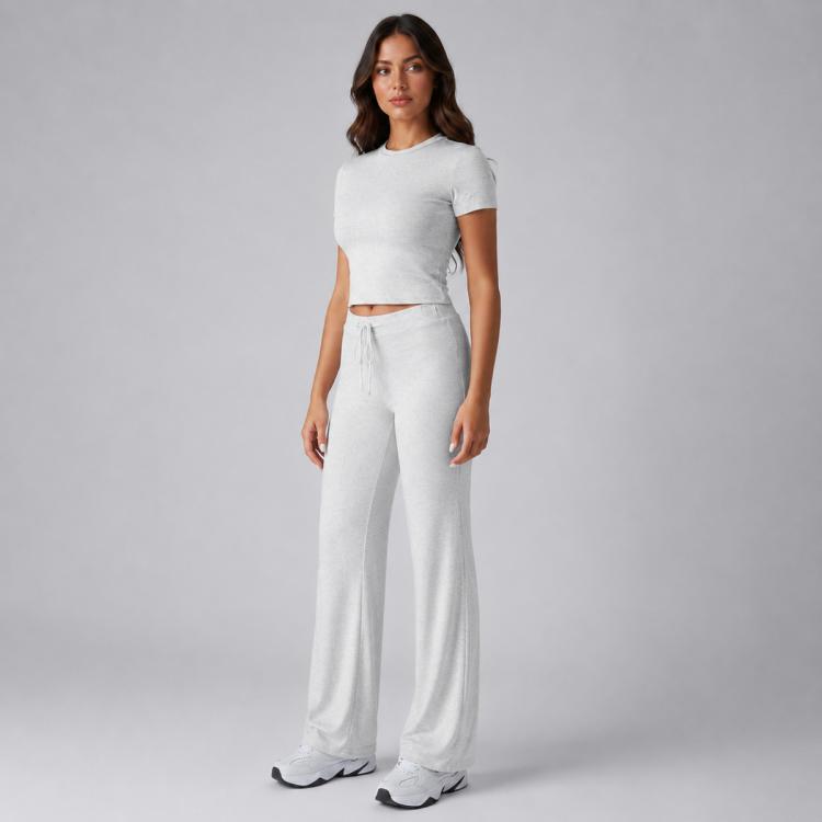 Women’s gray short-sleeve crew-neck crop top with wide-leg drawstring pants