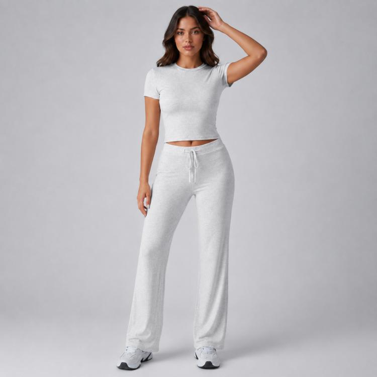 Women’s gray short-sleeve crew-neck crop top and wide-leg drawstring pants set