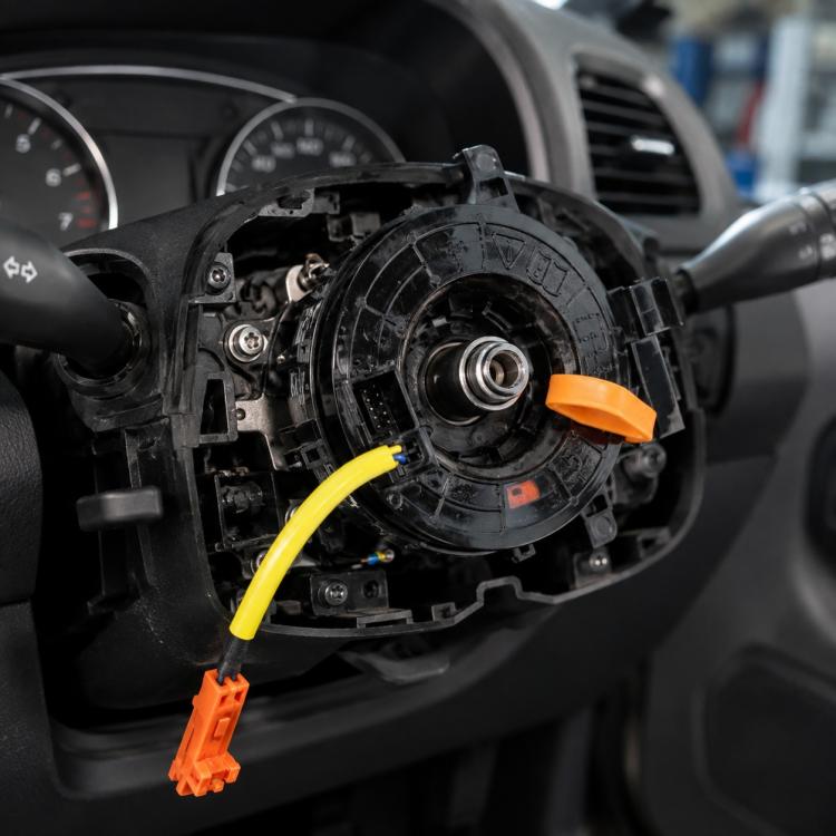 Steering wheel airbag clock spring spiral cable with yellow and orange connectors
