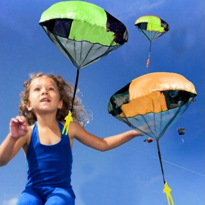 Hand Throwing Mini Play Parachute Paratrooper Outdoor Games Children Educational Toys with Figure Soldier for Kids, Random Color Delivery, Hand Throwing Parachute