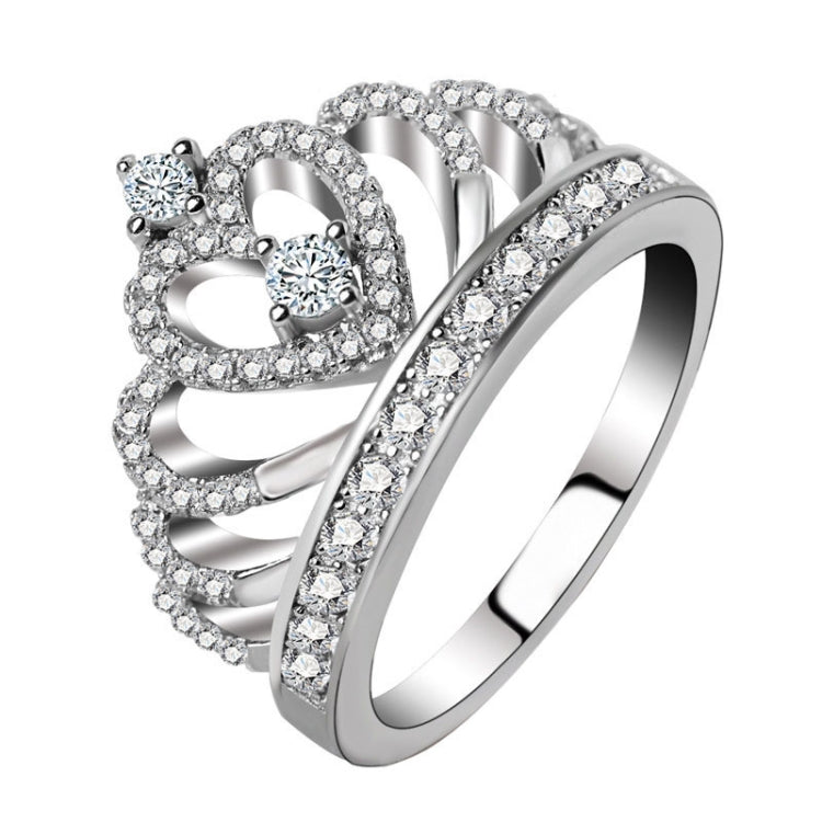 Platinum-plated crown ring with heart-shaped zircon halo and prong-set stones