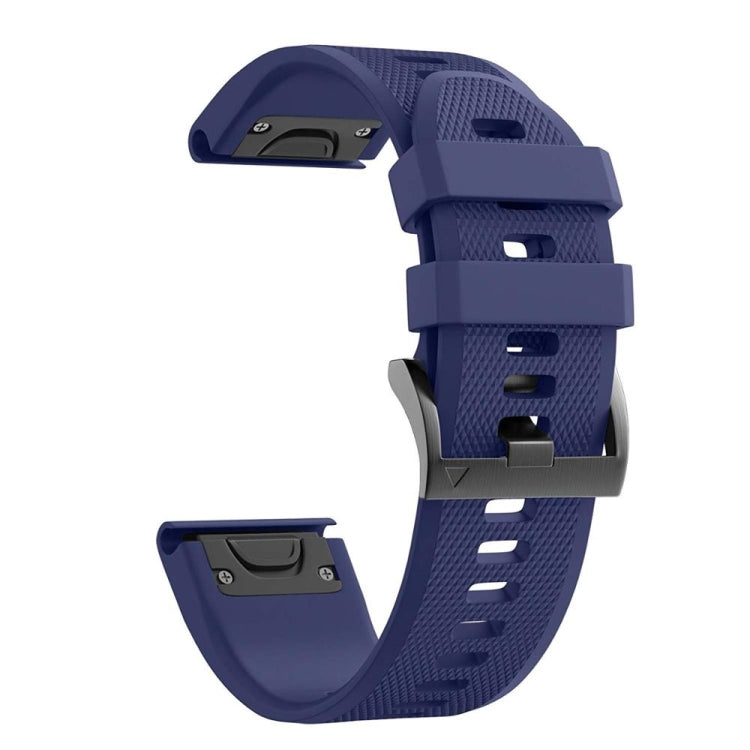 22mm silicone watch strap in dark blue with textured band and locking buckle