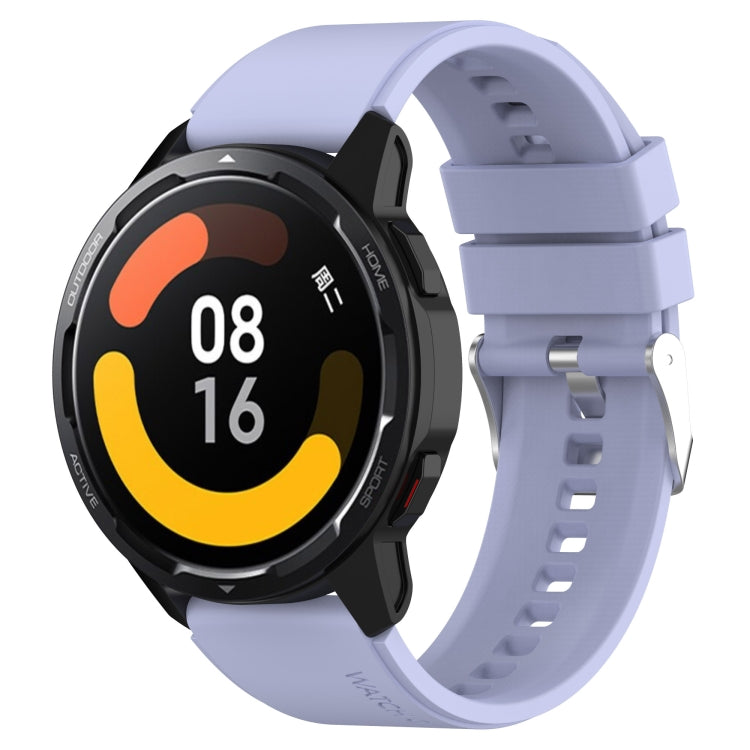 Silicone smartwatch strap with silver buckle, light lavender band