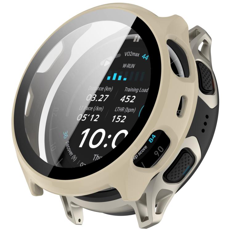 Ivory protective case with integrated screen cover fitted on a round sports watch