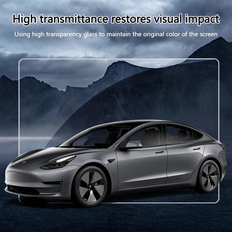 Car navigation screen protector glass, high-transparency matte film covering the display