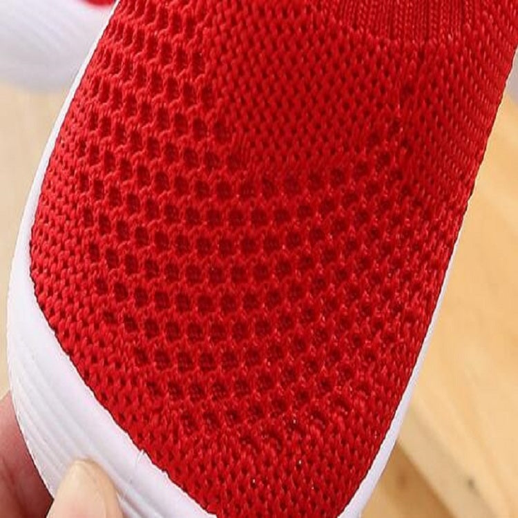 Infant toddler knit mesh shoe upper with textured pattern and white edge trim