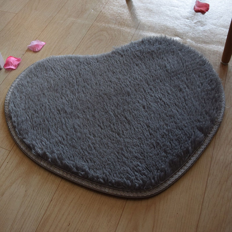 Heart-shaped non-slip bath mat, dark gray with textured fuzzy pile and bordered edge