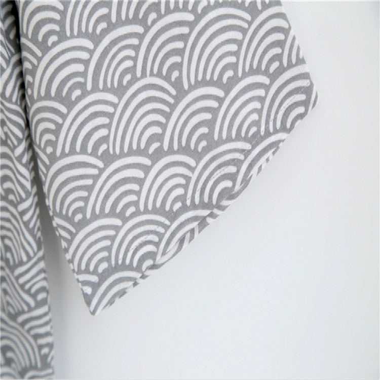 Gray wave-pattern cotton bathrobe sleeve and side seam detail