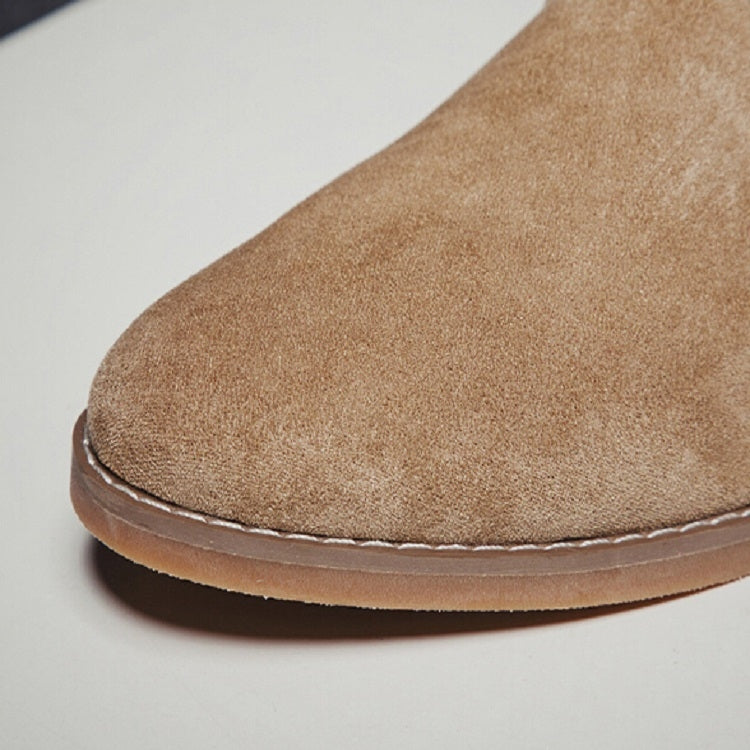 Men's brown suede oxford shoe toe with stitched edge and brown rubber sole