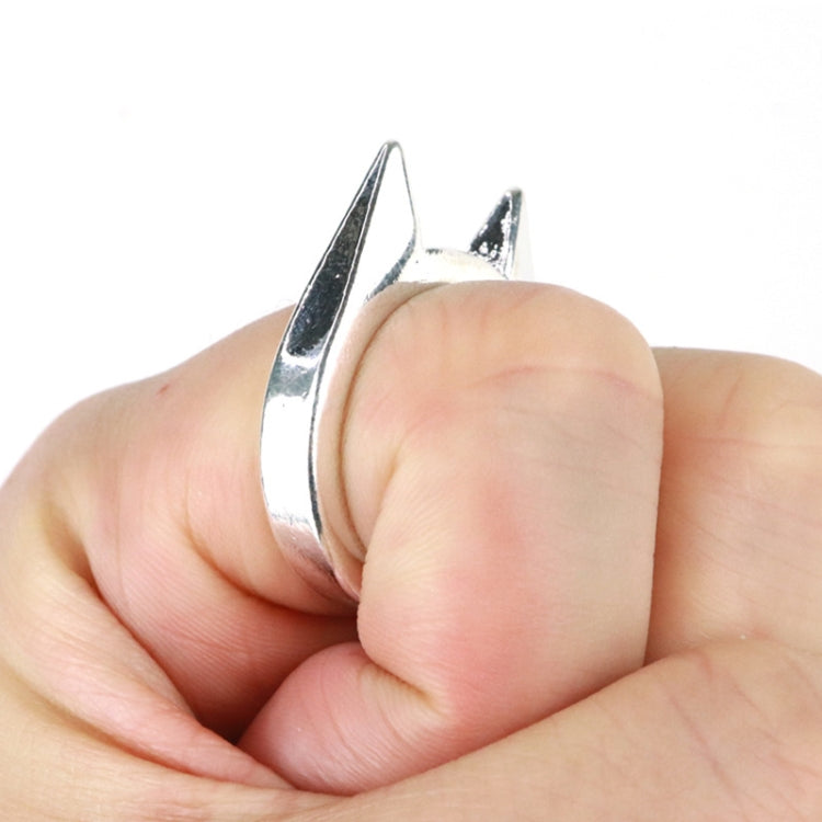 Silver stainless steel finger defense ring with three-point spike design
