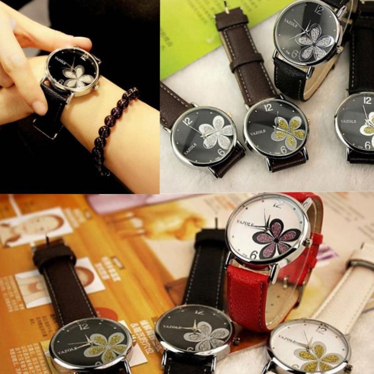Ladies quartz watch set showing multiple straps and four-leaf clover dials