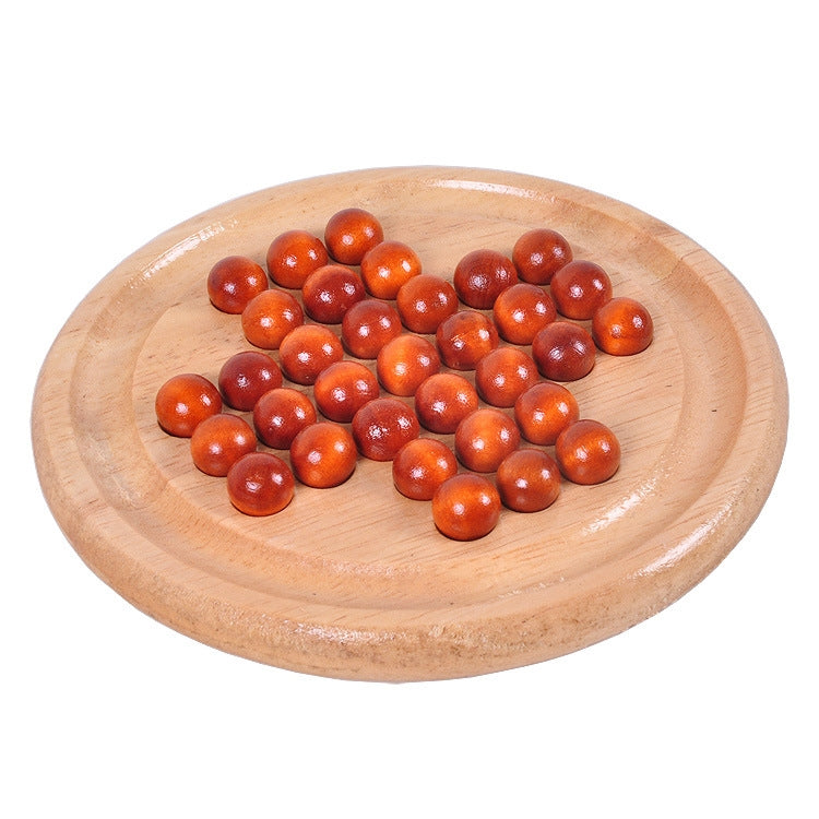Round wooden independent chessboard with red-orange wooden pieces