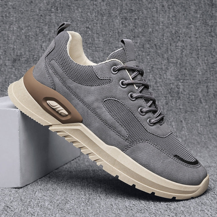 Men's height-increasing running shoe, gray mesh upper, lace-up, chunky rubber outsole