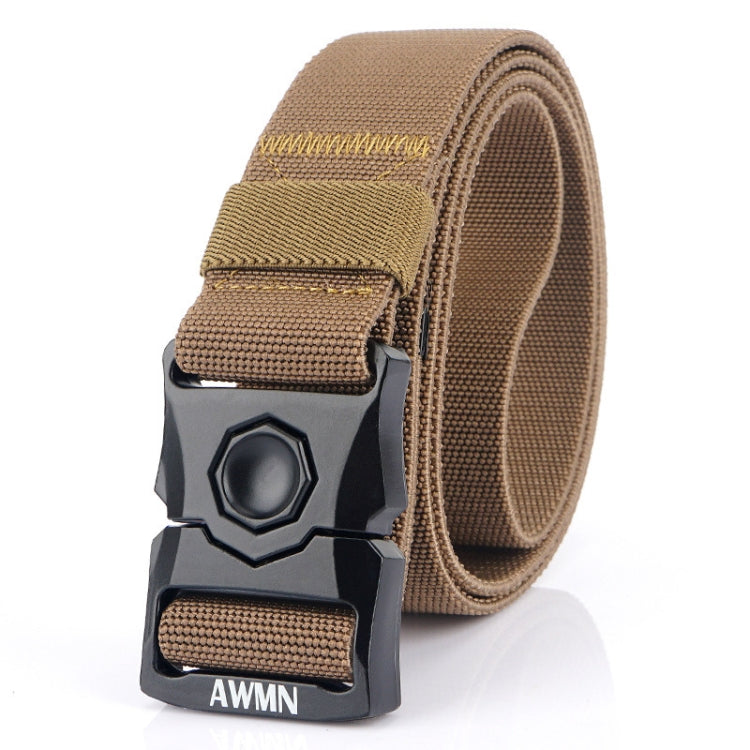 Light khaki woven men’s elastic buckle belt with textured strap and metal snap buckle
