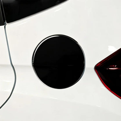 Round black fuel tank cap sticker with shiny chrome border