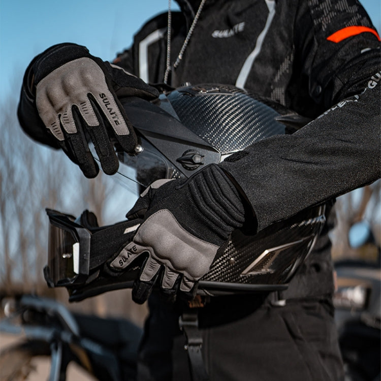 Motorcycle riding gloves in black with padded palm and anti-slip grip