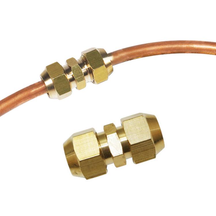 Copper pipe extension joint connector with brass fittings and threaded ends