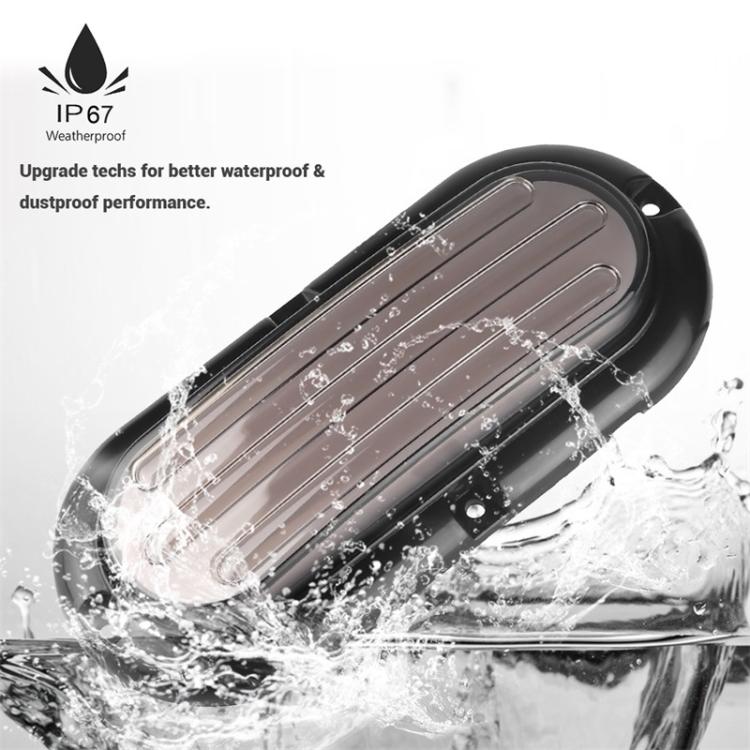Waterproof dual-color LED trailer taillight with clear oval lens and water spray