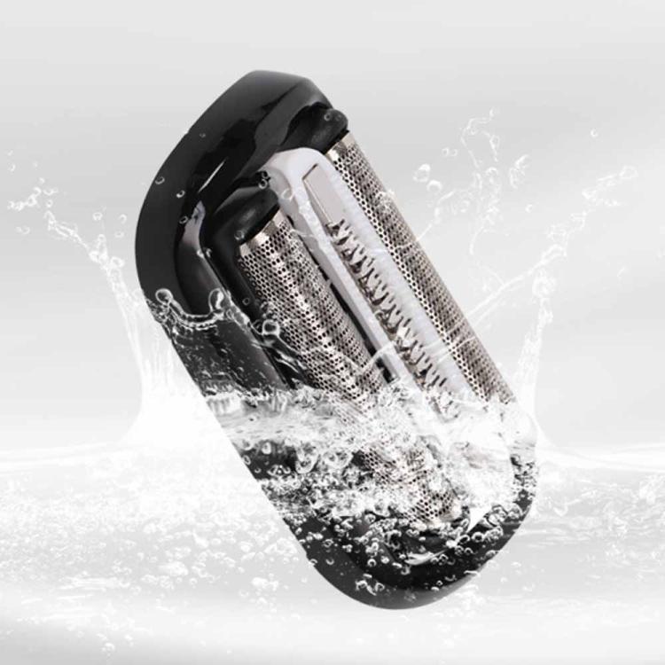 Braun 64B replacement shaver head with water droplets on twin foil screens