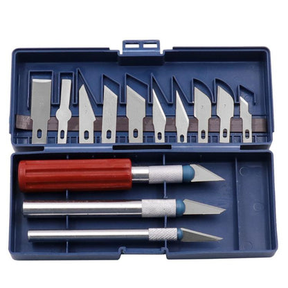 Metal engraving knife set in blue plastic case, 13 blades and cutters