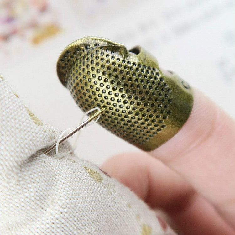 Household Adjustable Metal Sewing Thimble Finger Protectors Sewing Tools Accessories, S, M
